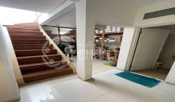 Rumah Dengan Desain Menarik di Sayap Padjajaran, Cicendo, Bandung 5
