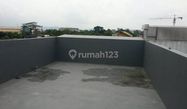 Ruko Dengan Lokasi Strategis di Jalan Surya Sumantri, Sukajadi, Bandung 5