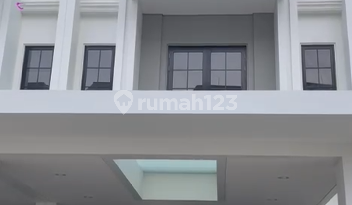 Dijual Rumah Brand New Winona Alam Sutera 3 Lantai Rapih Dan Bagus Dijual Rumah Brand New Winona Alam Sutera 3 Lantai Rapih Dan Bagus
