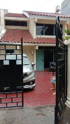 Rumah Pluit Mas Uk 7x25 Semi Furnish,2 Lantai,hadap Barat,lebar Jalan 4 Mobil 1