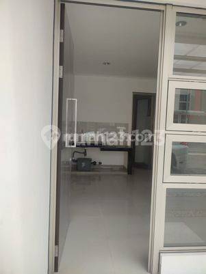 Rumah Pik2 Uk 4,5x10 Dua Lantai Minimalis,hadap Utara,termurahh 2