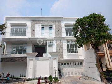 Rumah Venice Brand New Uk 18x20 Minimalis Modern,pool,marmer,karoke Room,roof Toop,view Laut 2