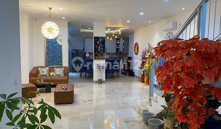 Dijual Rumah Golf Island 8x20 Furnish Siap Huni