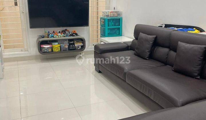 Dijual Rumah Semi Furnish Taman Ratu Bagus Dan Rapih 2