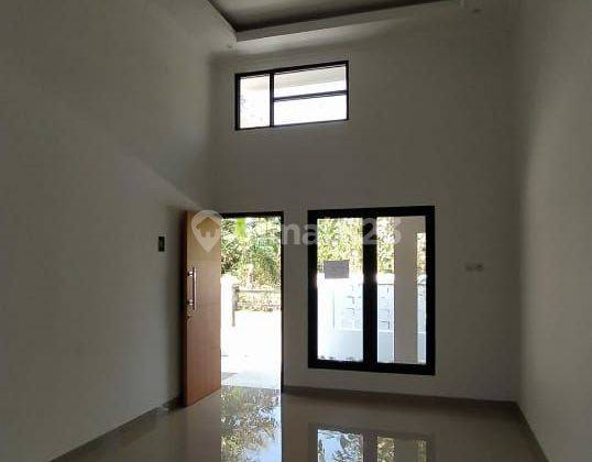 Rumah Modern Minimalis Di Daerah Jogja Barat 2