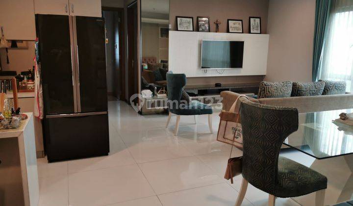 Disewakan Tahunan Apartemen Waterplace De Residence, Pakuwon Mall 1