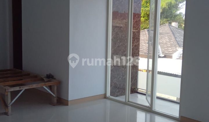 Rumah baru gress siap huni rungkut tengah  2