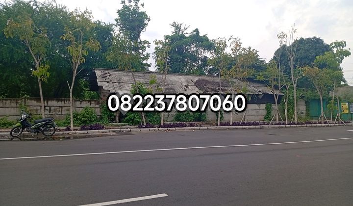 Commercial Land Raya Babat Jerawat Pakal Near Manukan