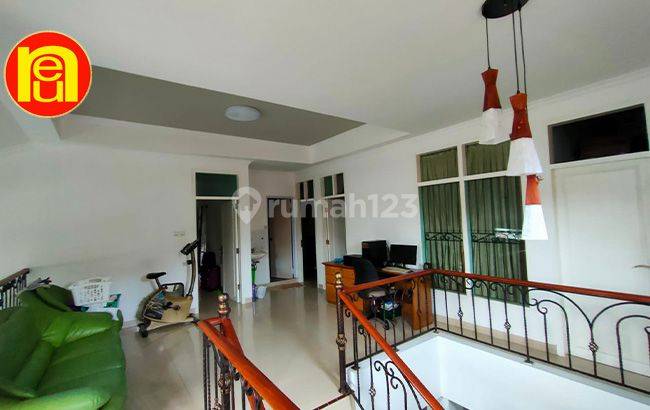 Dijual Rumah 2 Lantai, Shm, Kedoya Jakarta 2