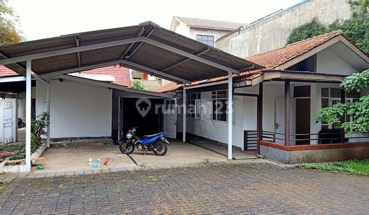 Rumah mainroad pusat kota dan pusat kuliner Bagus Bangunan Belanda 2