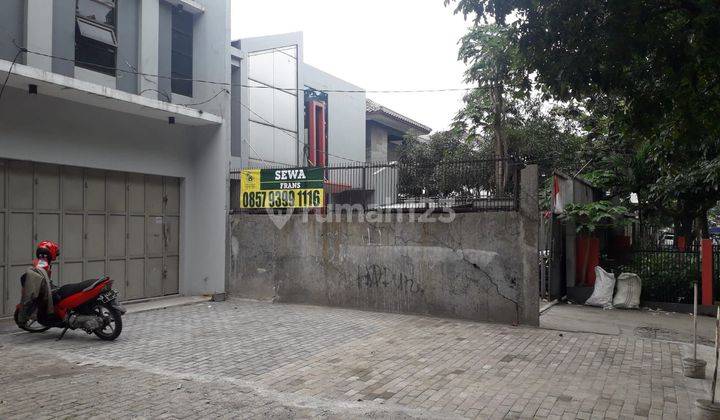 Ruko di Jln rancabolang Sudah Renovasi Jual cepat 2