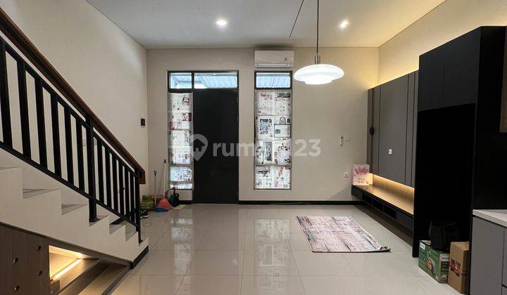 Rumah 2 Lantai Baru Furnish Bagus Di Tki 1