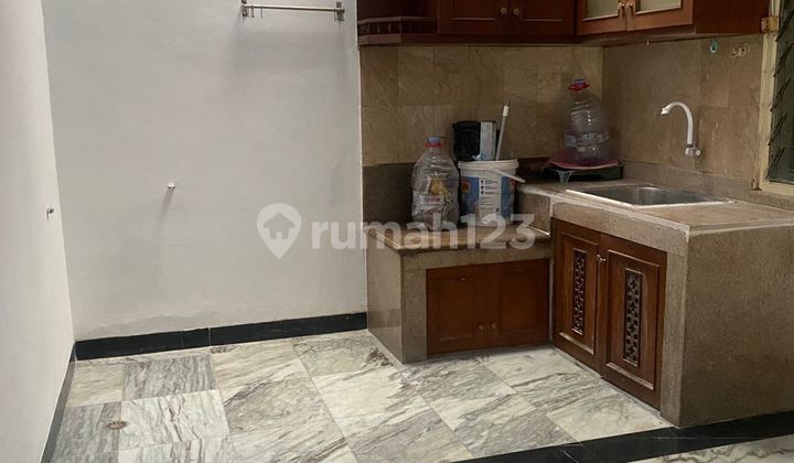 Dijual Rumah Poris SHM Terenovasi Lingkungan Nyaman 2