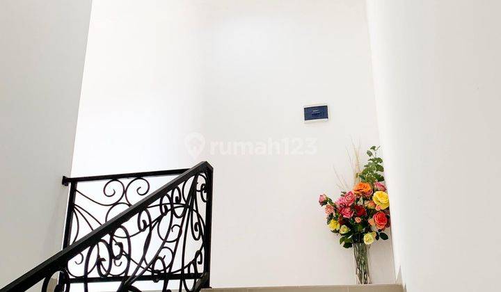 Rumah 2 Lantai SHM Baru 5