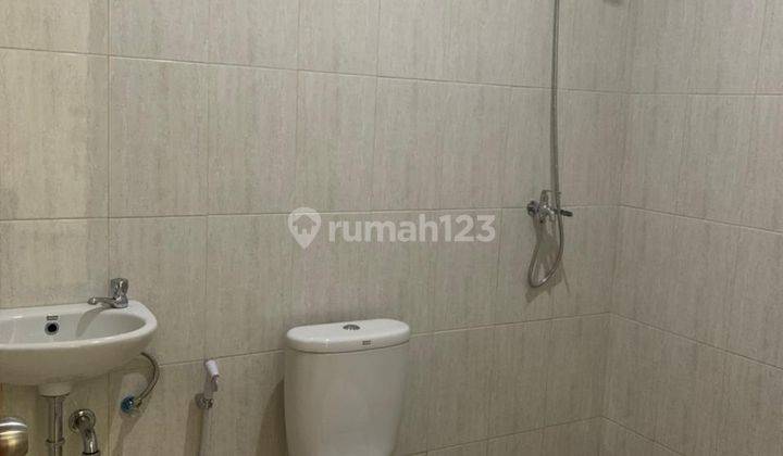 Rumah 2 Lantai SHM Baru 10