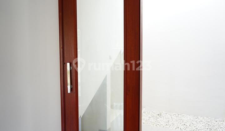 Rumah 2 Lantai SHM Baru 12