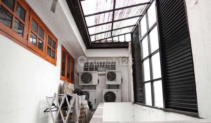 Rumah Bagus Semi Furnished SHM di Kemanggisan, Jakarta Barat 2