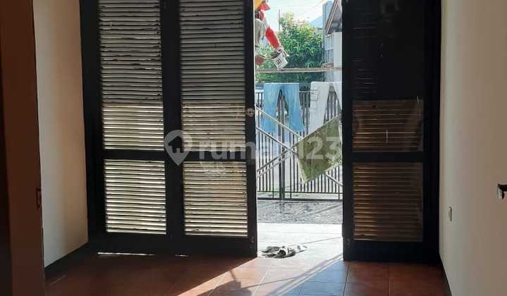 Nice Ready-to-Live Housing House at Semarang Indah Block A 2