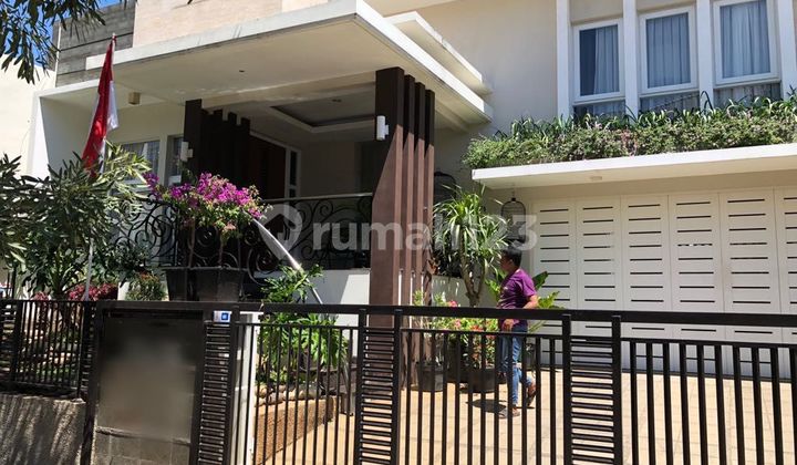 Dijual Rumah 2.5 Lantai di Candi Golf Semarang Dijual Rumah 2.5 Lantai di Candi Golf Semarang