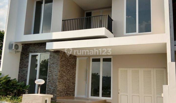 RUMAH 2 LANTAI CANDI GOLF SEMARANG  1