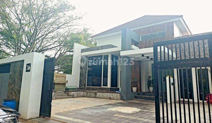 Rumah Jalan Padma Boulevard Utara Semarang Barat 1