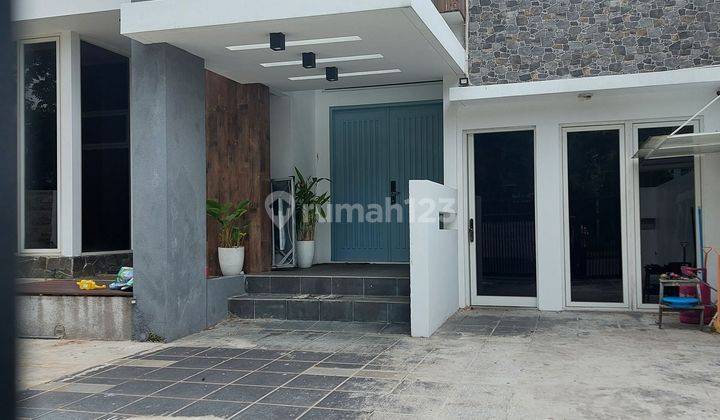 Rumah Jalan Padma Boulevard Utara Semarang Barat 2