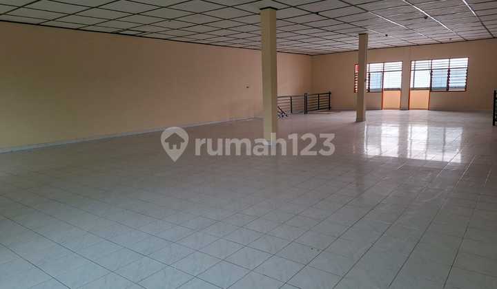 Ruko Strategis Siap Pakai Untuk Usaha di Jalan Gajah Raya 2