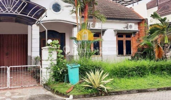 Rumah Cluster Siap Huni Strategis di Graha Estetika 1
