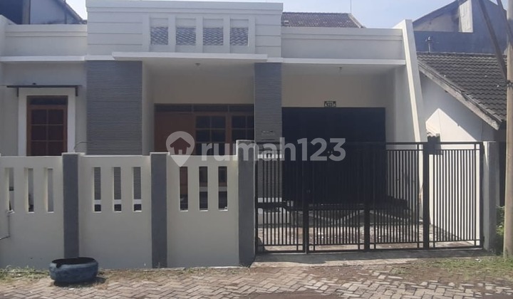 Nice Ready-to-Live Housing House at Semarang Indah Block A 1