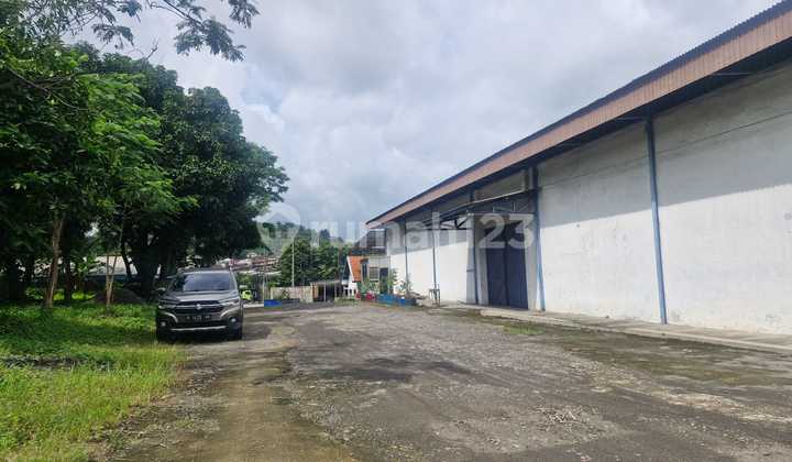 Gudang Bebas Banjir di Kompleks Gudang Raya Walisongo 1