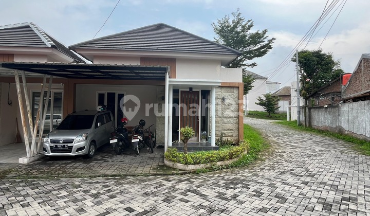 Rumah Strategis Siap Huni di Eagle Hills Sambiroto 1