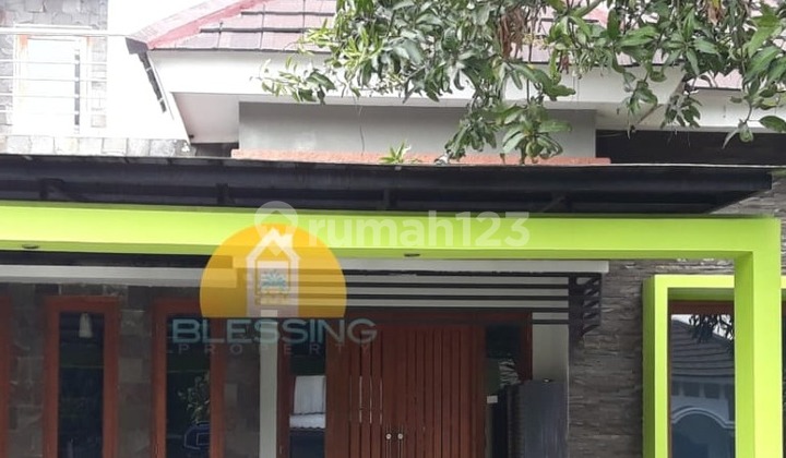 Rumah Bagus Strategis di Cluster Graha Estetika 1