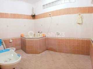 Rumah Bagus Siap Huni Luas di Bukit Sari  2