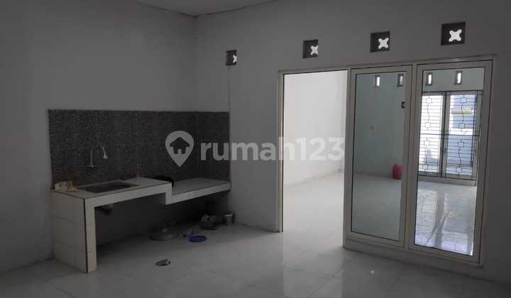 Strategic Ready-to-Occupy House in Woltermonginsidi Baru Pedurungan 2