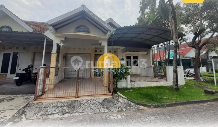 Rumah Bagus Siap Huni di Oleander Graha Padma 1