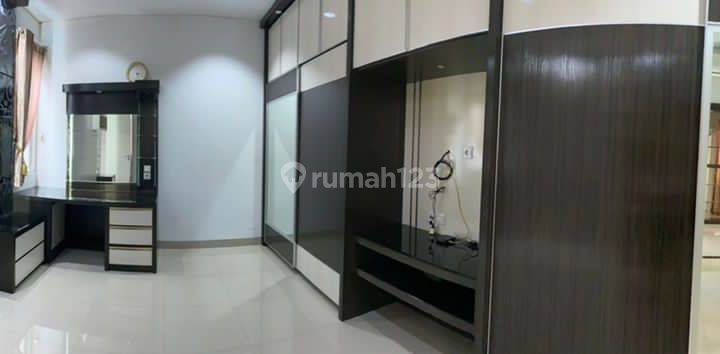 Rumah Semi Furnish Di Komplek Perumahan Samarinda 1