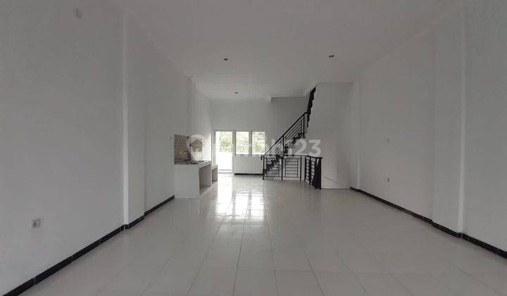 Ruko 2 lantai siap pakai di Samarinda 4