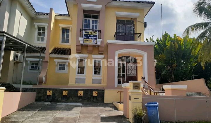 Furnished House in a Housing Estate in Samarinda Furnished House in a Housing Estate in Samarinda