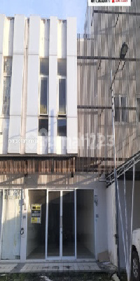 2-Story Shop House Ready to Occupy in Samarinda