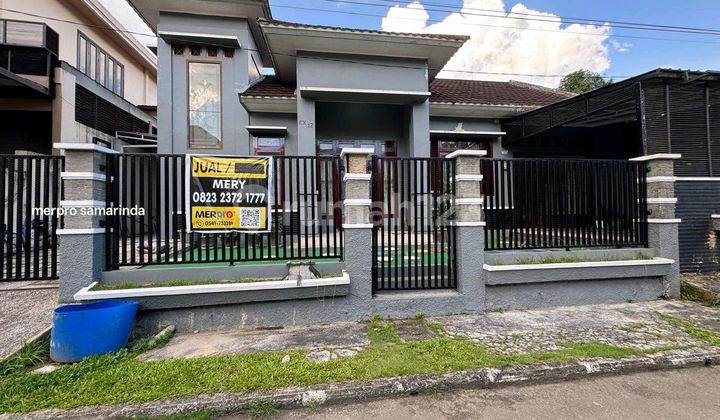 Rumah di komplek perum Samarinda 