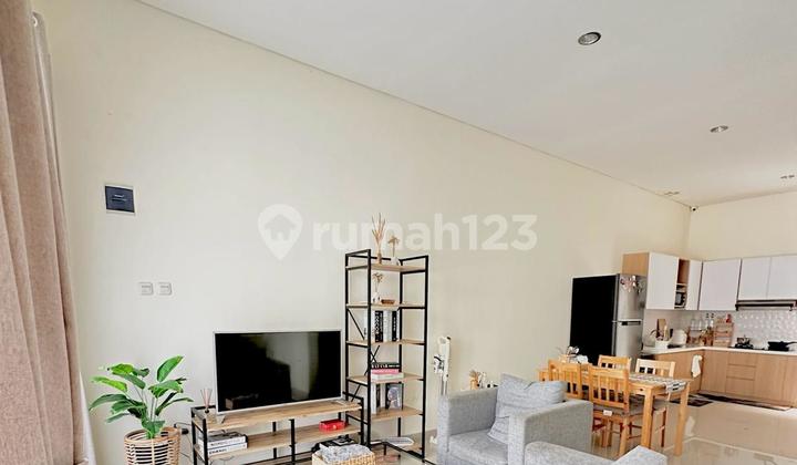 Rumah Modern Minimalis 2 Lantai di Komplek Grand Sharon Rumah Modern Minimalis 2 Lantai di Komplek Grand Sharon