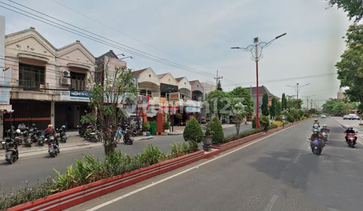 Ruko 2 Lantai Shgb di Jalan Gajahmada, Mojokerto 7