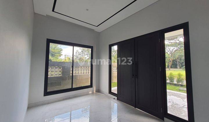 Rumah Baru Modern Minimalis di Graha Natura, Surabaya 21