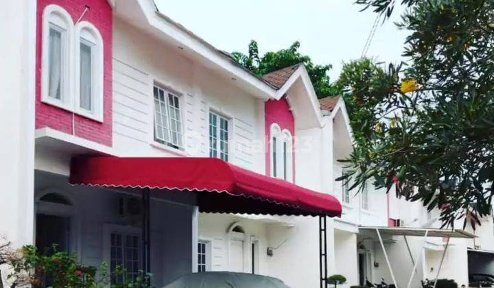 Rumah 3 Lantai Siap Huni Ada Roof Top  1