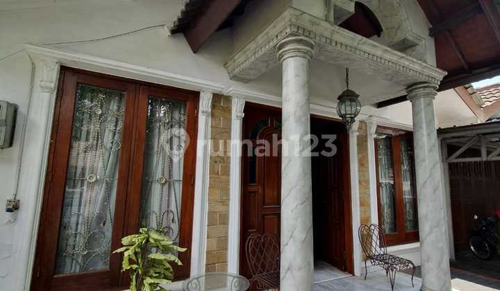 Dijual Rumah 1 1 2 Lantai di Giriloka 1 Bsd