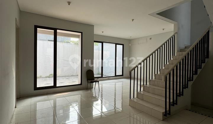 Rumah Sutera Palmyra Luas Tanah 200m2 Luas Bangunan 183m2 2
