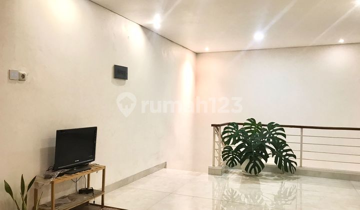 Rumah 3 Lantai Cluster Chrysocolla, Phg Gading Serpong  2