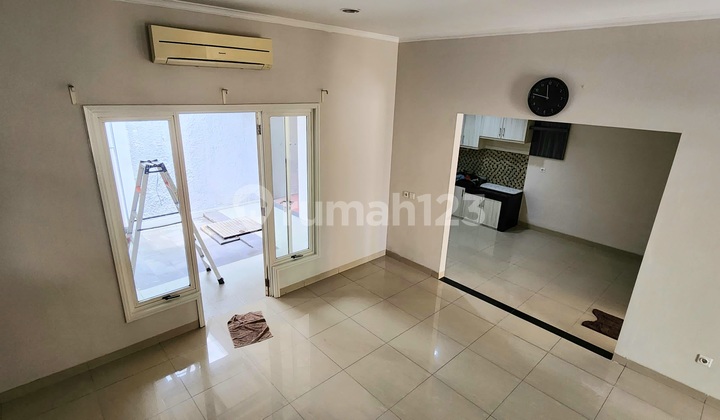 Rumah Cluster Ruby kawasan PHG Gading Serpong Sudah Renov Seperti Baru Rumah Cluster Ruby kawasan PHG Gading Serpong Sudah Renov Seperti Baru