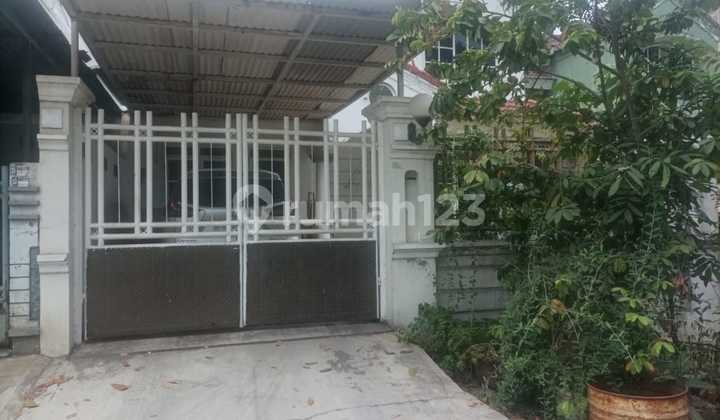 For Quick Sale: House in Sector 7A Gading Serpong