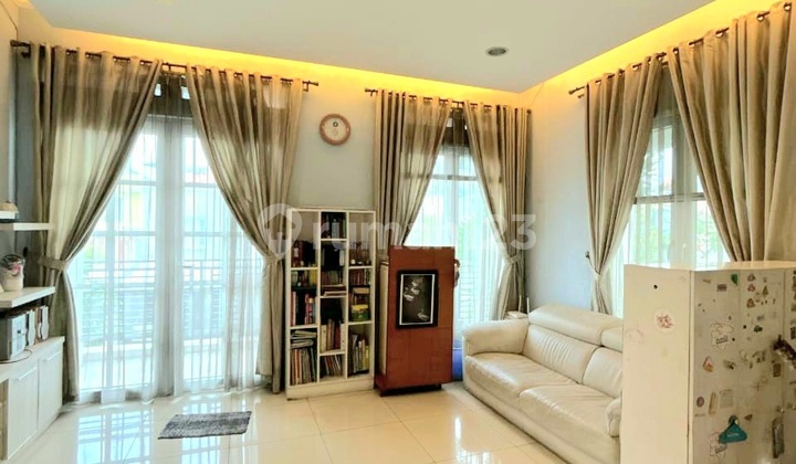 Semi-Furnished Sapphire Cluster House in PHG Gading Serpong Area with Mini Pool